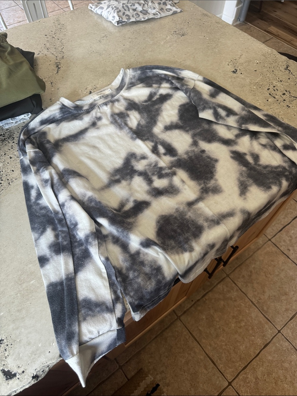 Men's Tie-Dye Crewneck Sweatshirt - Black & White